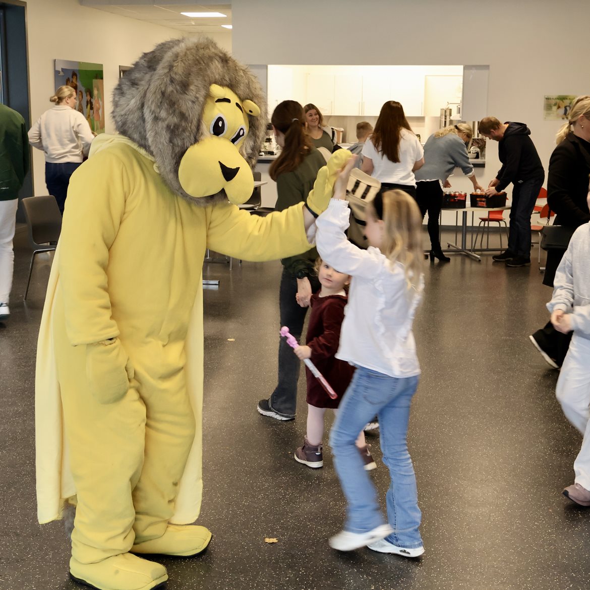 976f4d05-d78c-4fc2-8447-d8d893c32bd6_1_201_a.